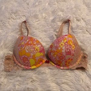 Victoria’s Secret push up bra 34 A